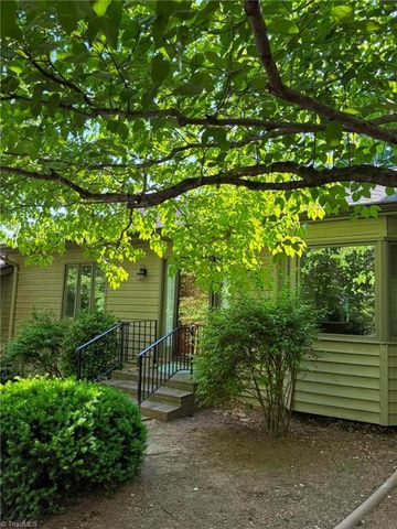 2 Hunting Country Trail, Tryon, NC 28782