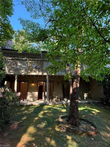 2 Hunting Country Trail, Tryon, NC 28782
