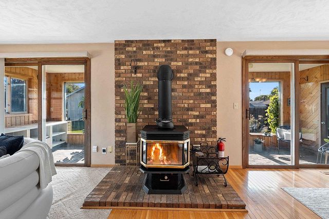 1811 N WHITNEY DRIVE, Appleton, WI 54914