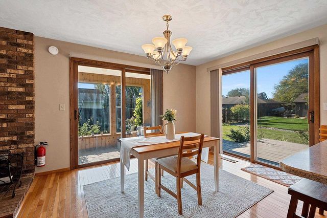 1811 N WHITNEY DRIVE, Appleton, WI 54914