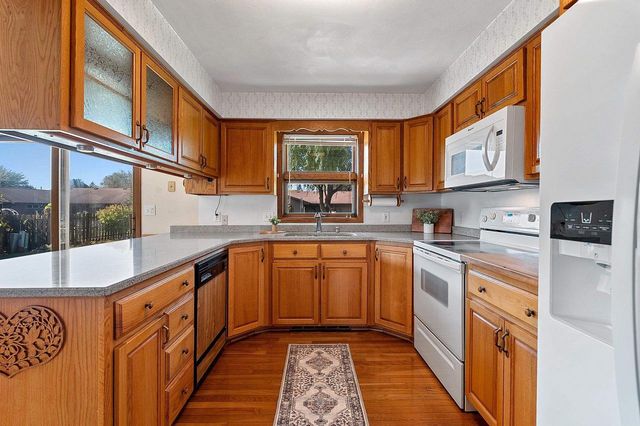 1811 N WHITNEY DRIVE, Appleton, WI 54914