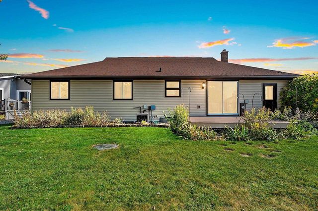 1811 N WHITNEY DRIVE, Appleton, WI 54914