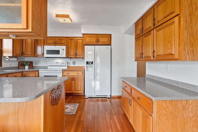 1811 N WHITNEY DRIVE, Appleton, WI 54914