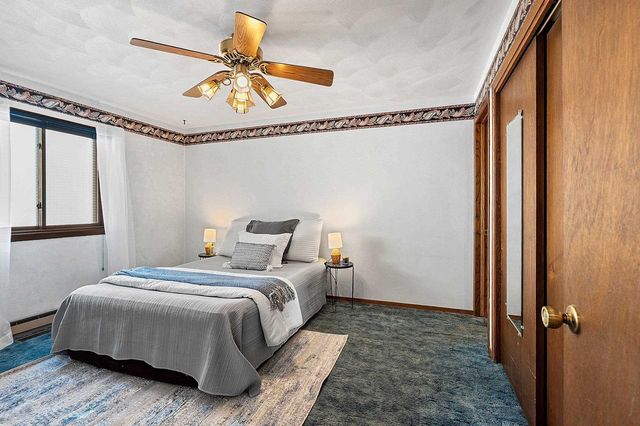 1811 N WHITNEY DRIVE, Appleton, WI 54914