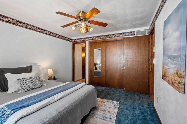 1811 N WHITNEY DRIVE, Appleton, WI 54914