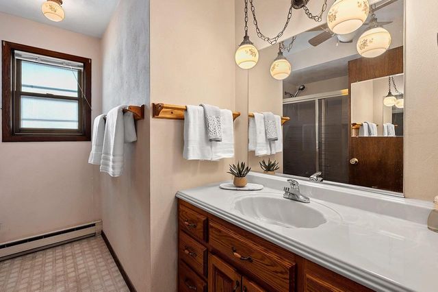 1811 N WHITNEY DRIVE, Appleton, WI 54914