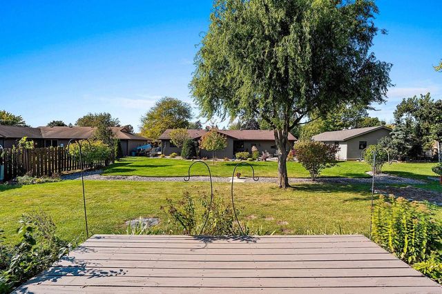 1811 N WHITNEY DRIVE, Appleton, WI 54914