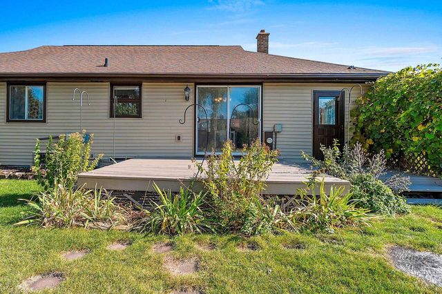 1811 N WHITNEY DRIVE, Appleton, WI 54914