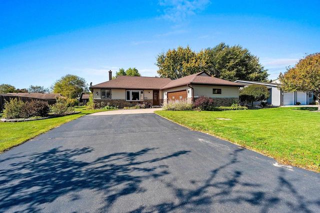 1811 N WHITNEY DRIVE, Appleton, WI 54914