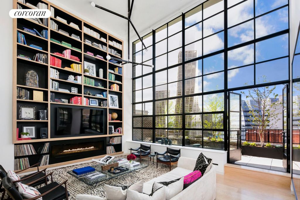 456 W 19TH Street PHH, New York City, NY 10011