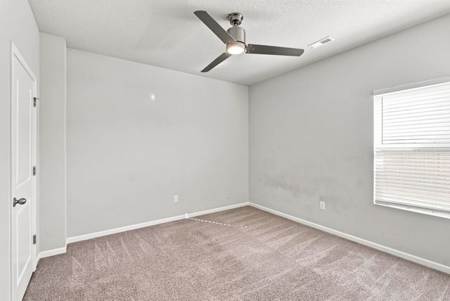 211 S Gatewood St, Valley Center, KS 67147