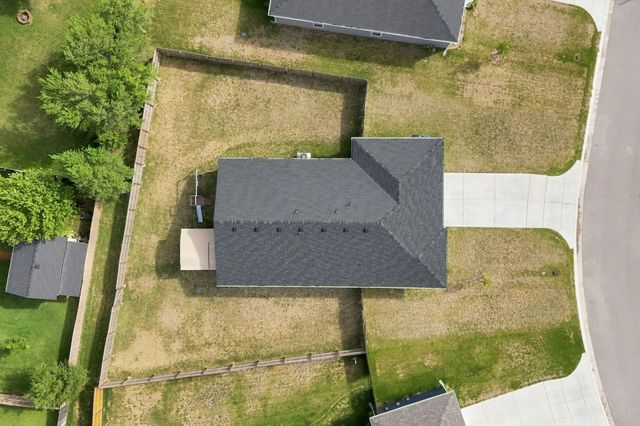 211 S Gatewood St, Valley Center, KS 67147