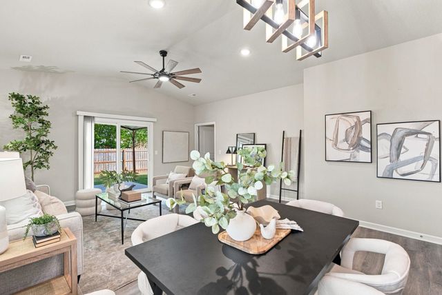 211 S Gatewood St, Valley Center, KS 67147