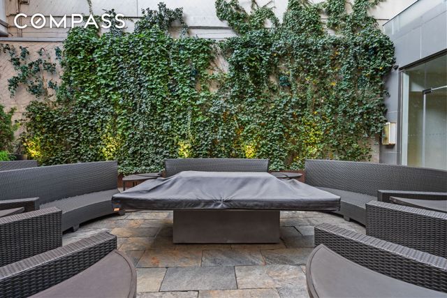 303 E 33rd St Apt 5H, New York City, NY 10016