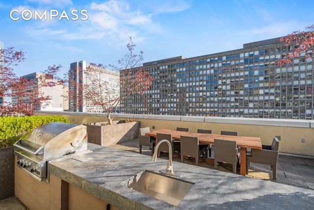 303 E 33rd St Apt 5H, New York City, NY 10016