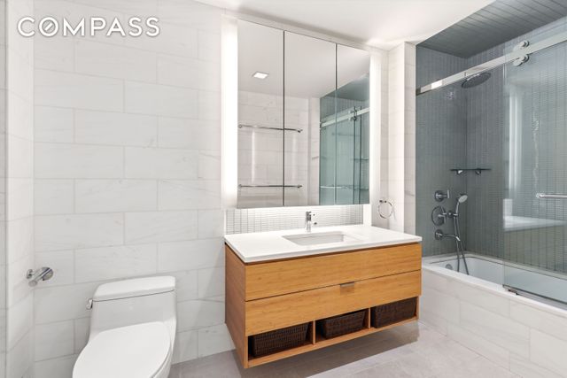 303 E 33rd St Apt 5H, New York City, NY 10016