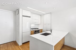 303 E 33rd St Apt 5H, New York City, NY 10016