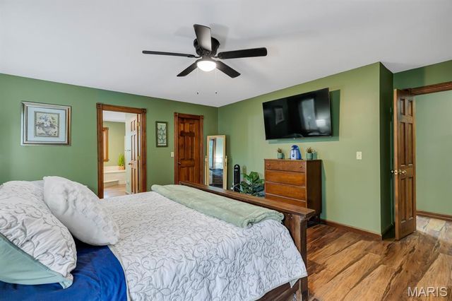 1338 Gainsborough Court, Lake Sherwood, MO 63357