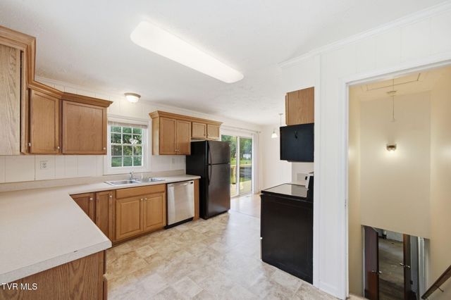 1408 Cherokee Road, Johnson City, TN 37604