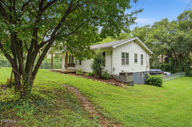 1408 Cherokee Road, Johnson City, TN 37604