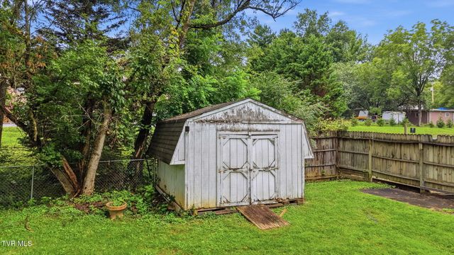 1408 Cherokee Road, Johnson City, TN 37604