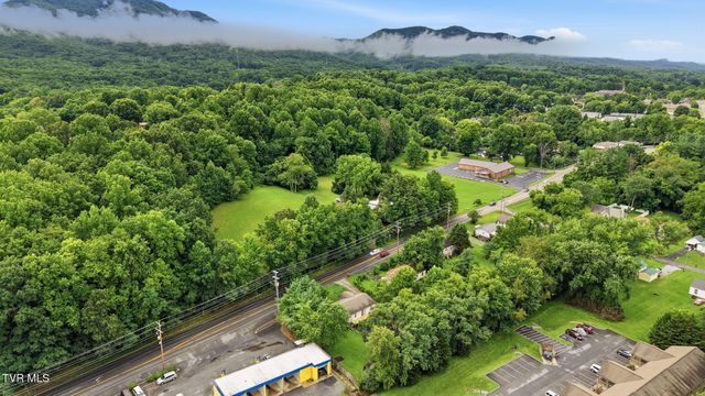 1408 Cherokee Road, Johnson City, TN 37604