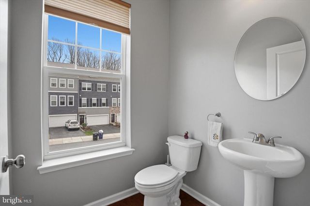 327 DAWSON PL, Downingtown, PA 19335