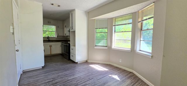 6432 Summit Ridge Drive, Watauga, TX 76148