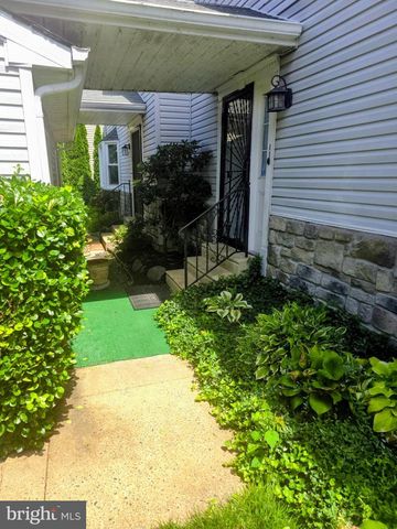 1036 HAZELWOOD DR, Philadelphia, PA 19150