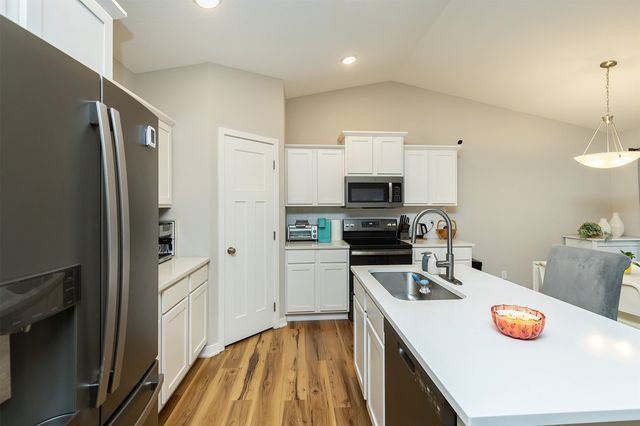 1225 Cedar Street, Waukee, IA 50263