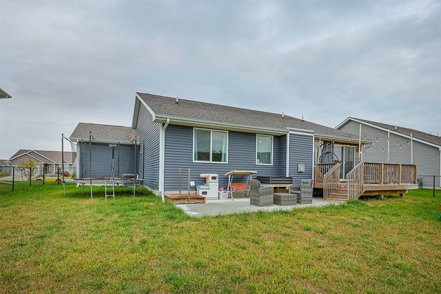 1225 Cedar Street, Waukee, IA 50263