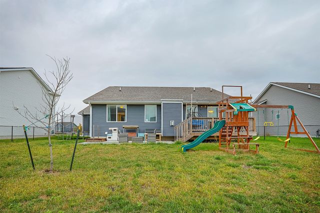 1225 Cedar Street, Waukee, IA 50263