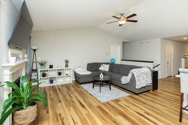 1225 Cedar Street, Waukee, IA 50263