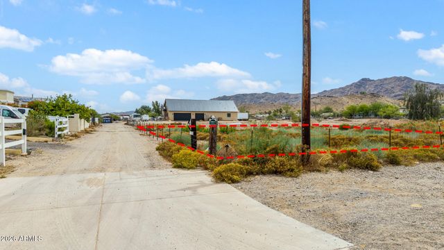 100XX S 43RD Avenue 3, Laveen, AZ 85339