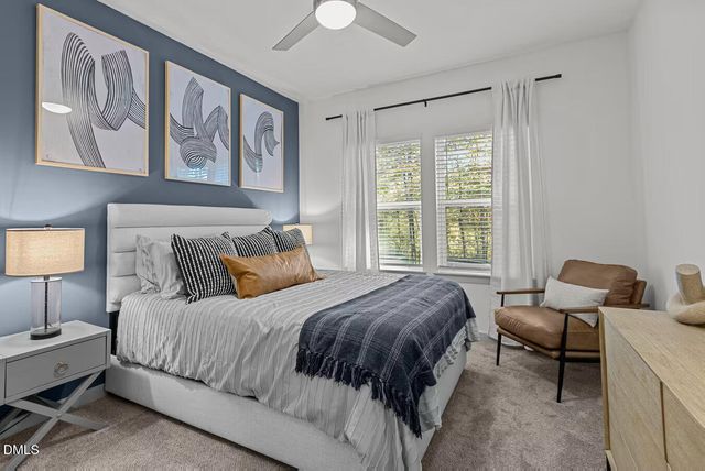 600 Carraway Crossing S1, Chapel Hill, NC 27516