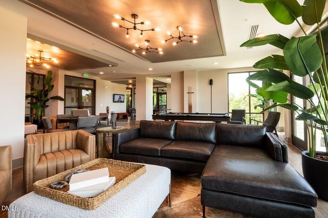 600 Carraway Crossing S1, Chapel Hill, NC 27516