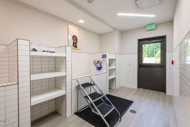 600 Carraway Crossing S1, Chapel Hill, NC 27516