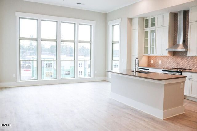 600 Carraway Crossing S1, Chapel Hill, NC 27516