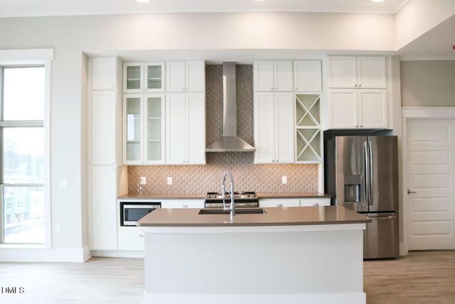 600 Carraway Crossing S1, Chapel Hill, NC 27516