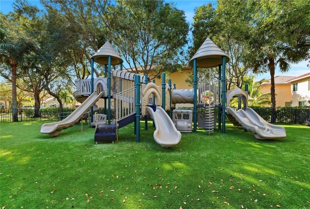 236 Gazetta Way, West Palm Beach, FL 33413