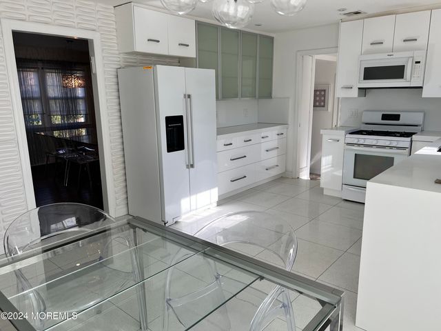 80 Cooper Avenue, West Long Branch, NJ 07764