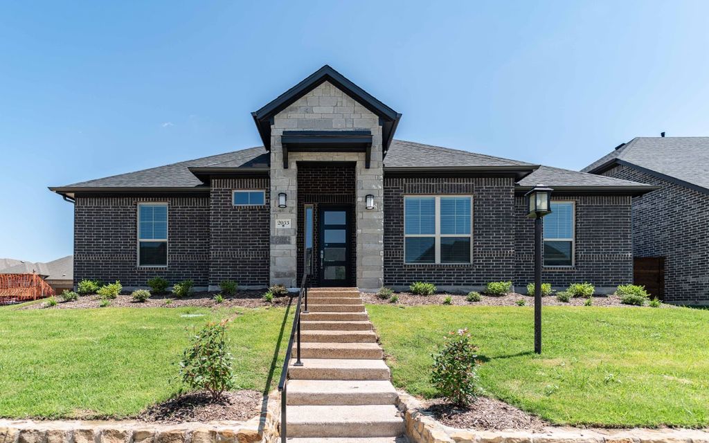 2033 Blue Moon Bay, Mesquite, TX 75181