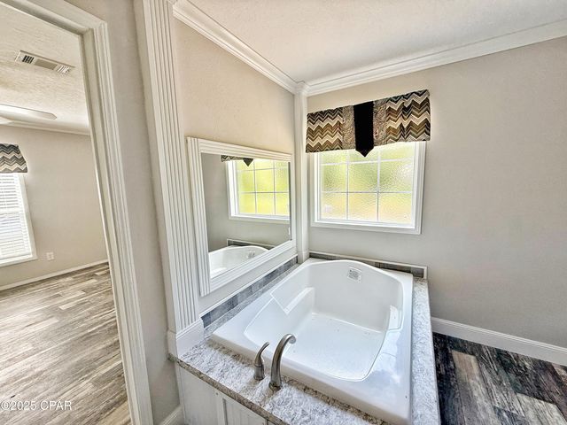 1818 Kaham Lane, Grand Ridge, FL 32442