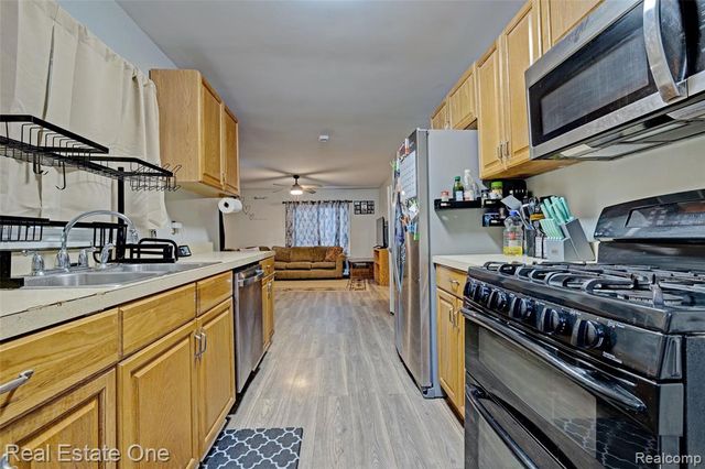 8247 Miller Road, Swartz Creek, MI 48473