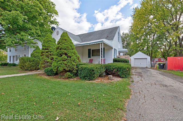 8247 Miller Road, Swartz Creek, MI 48473