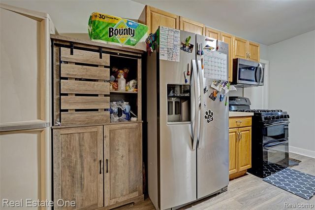 8247 Miller Road, Swartz Creek, MI 48473