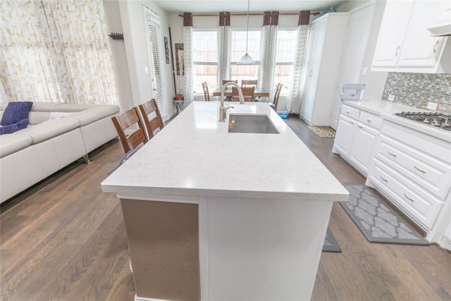 9785 Hickory Hill Road, Frisco, TX 75035