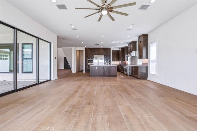10542 Wood Briar Court, Chatsworth, CA 91311