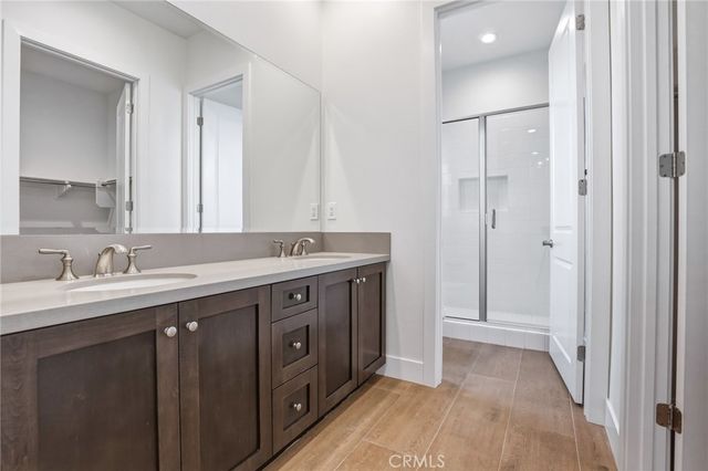 10542 Wood Briar Court, Chatsworth, CA 91311