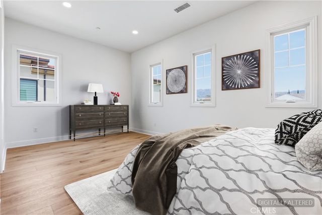 10542 Wood Briar Court, Chatsworth, CA 91311